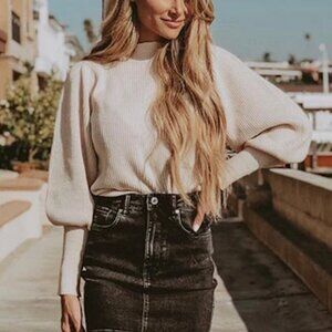 Lulus Eugenie sweater S